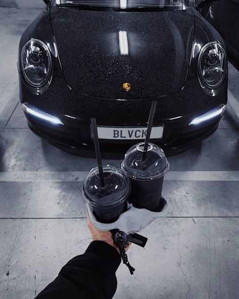 Julian O'hayon on Instagram: “She asked me if I got the juice. 🖤🔞” Black Like Me, Black Everything, Luxury Aesthetic, Black Luxury, Total Black, All Black Everything, Black And White Aesthetic, White Aesthetic, Black Love