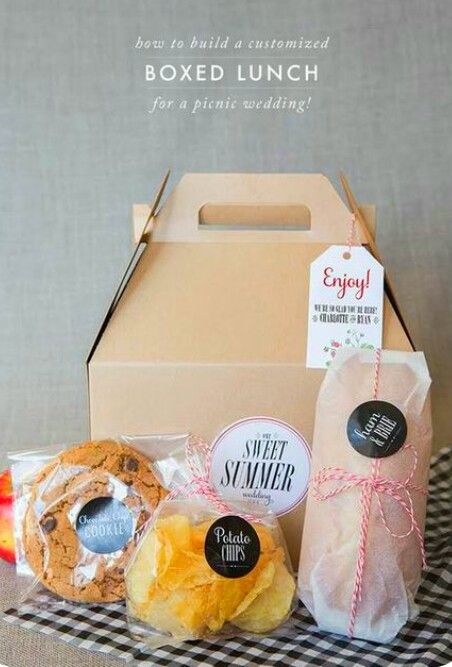 Bake Sale Packaging, Lunch Catering, Picnic Box, Diy Food Gifts, Catering Display, Single Serve Desserts, Party Food Buffet, Outdoor Baby Shower, Picnic Wedding