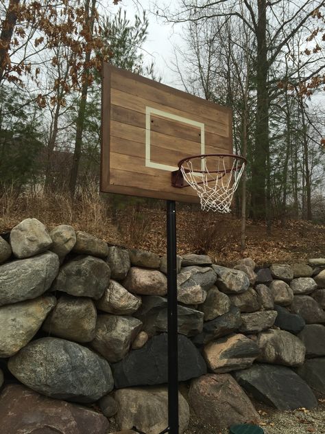 Old school basketball hoop made with new pine wood boards distressed to look older. Wooden Basketball Backboard, Backyard Basketball Hoop, Wood Basketball Hoop, Wooden Basketball Hoop, Basketball Net Diy, Diy Basketball Hoop Outdoor, Diy Basketball Hoop, Old School Basketball, Backyard Water Parks