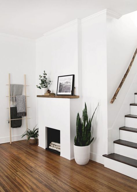 Learn how to build this modern, movable fireplace for an electric fireplace insert! #diy #fireplace #electricfireplace Diy Fireplace Angled Ceiling, Movable Fireplace, Diy Fireplaces, Faux Mantle, Diy Fireplace Mantle, Fireplace Modern Design, Built In Electric Fireplace, Fireplaces Ideas, Fake Fireplace