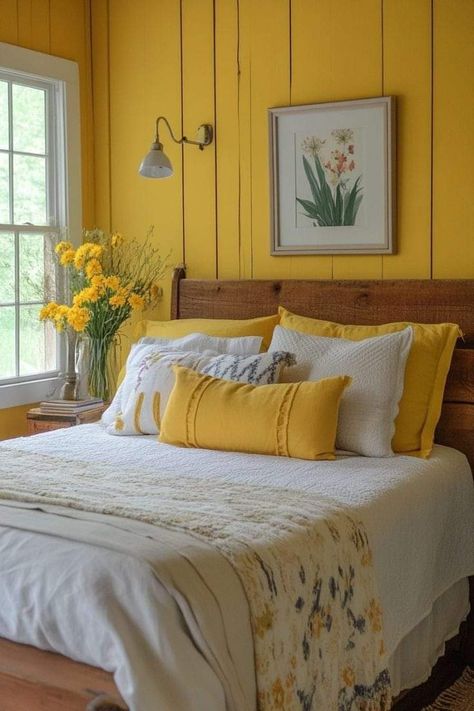 Yellow Kitchen Cabinets, Bedroom Adult, Bedroom Yellow, Rustic Farmhouse Bedroom, Hotel Room Interior, Country Chic Decor, Farmhouse Bedroom Decor Ideas, Adult Bed, Farmhouse Bedroom Ideas