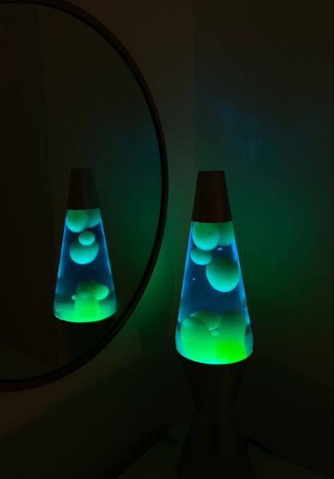 Green Lava Lamp Aesthetic, Green Lava Lamp, Lava Lamp Painting, Lava Lamp Art, Lava Lamps, Lava Lamp Aesthetic, Blue Lava Lamp, Hot Glue Art, Neon Bedroom