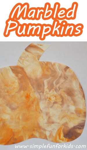 Use shaving cream and liquid watercolors to make Marbled Pumpkins and decorate for fall! Marbled Pumpkins, Pumpkins Preschool, Pumpkin Unit, Decorate For Fall, Pumpkin Activities, Fall Art Projects, Halloween Preschool, Pumpkin Projects, Autumn Activities For Kids