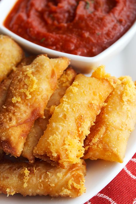 Melted Cheddar Cheese Sticks Cheddar Cheese Sticks, Cheese Sticks Recipe, Happy Hour Appetizers, Cheese Ball Recipes, Cheese Sticks, Favorite Appetizers, Perfect Appetizers, Milk Recipes, Simple Green