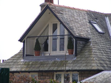 Loft Conversion Balcony, Bungalow Loft Conversion, Loft Conversion Bedroom, Dormer Loft Conversion, Attic Renovation Ideas, Attic Loft, Attic Conversion, Attic Design, Attic Apartment