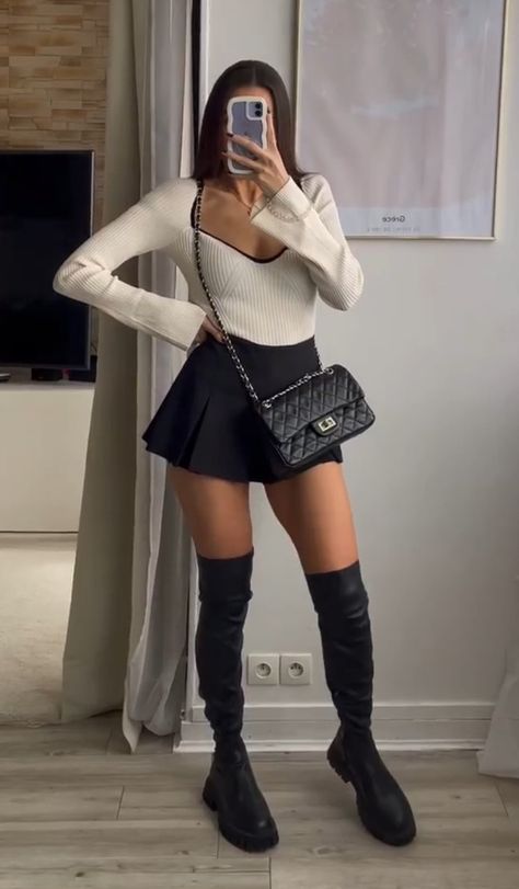 Flat Thigh High Boots Outfit, Flat Knee High Boots Outfit, Flat Boots Outfit, Thigh High Boots Outfit, Thigh High Boots Flat, Knee Boots Outfit, Errands Outfit, Knee High Boots Flat, High Boots Outfit