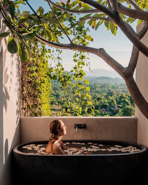 Baths With A View, Bath With View, Bath With A View, Wellness Spas, Bali Landscape, Communal Bath, Bathroom View, Architecture Villa, Hill Resort