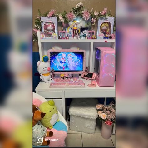 Pc Setup, Cute Stuff, Sailor Moon, Moon, Instagram