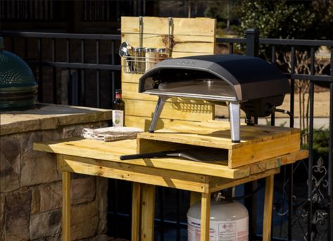 Outdoor Pizza Oven Stand, Outdoor Pizza Oven Area, Diy Outdoor Pizza Oven, Pizza Oven Outdoor Plans, Pizza Oven Stand, Pizza Station, Pizza Oven Outdoor Diy, Build A Pizza Oven, Bbq Shed