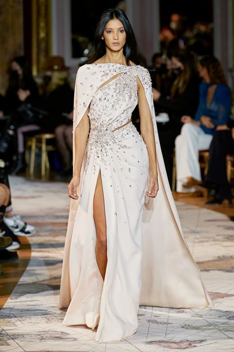 Most Expensive Dress, 2022 Couture, Zuhair Murad Haute Couture, Expensive Dresses, Spring Couture, Wedding Dress Couture, Wedding Dress Trends, Couture Wedding, Zuhair Murad