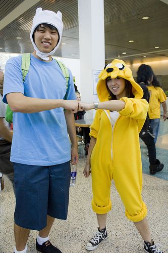 Adventure time! C'mon grab your friends. We're going to very distant lands... David And Lucy Cyberpunk Cosplay, Matching Cosplay Ideas Anime, Matching Sibling Costumes, Sibling Duo Halloween Costumes, Duo Halloween Costumes Siblings, Sibling Cosplay Ideas, Matching Cosplay Ideas, Duo Cosplay Ideas Best Friends, Matching Halloween Costumes For Besties Duo