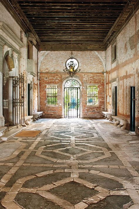 The fashionable life: Inside Attilio Codognato's breathtaking Italian palazzo: Villa Italia, Stone Floors, Mediterranean House, Tuscan Design, Italian Interior Design, Italian Interior, Italian Decor, House Layout, Casas Coloniales