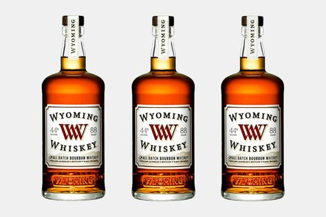 Wyoming Whiskey Small Batch Bourbon Wyoming Whiskey, Personalized Whiskey Decanter Set, Personalized Decanter, Personalized Whiskey Decanter, Butter Cinnamon, Whisky Drinks, Bourbon Drinks, Whiskey Decanter Set, Personalized Whiskey