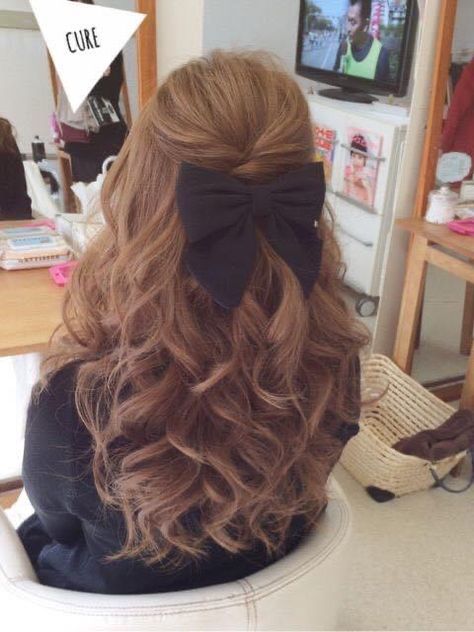 Media Cola, Ribbon Hairstyle, Hair Extension, Hairstyle Ideas, My Website, Curly Hair, Long Hair, Hair Accessories, Ribbon