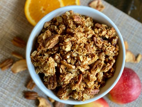 Crunchy Apple Pie Granola Apple Granola Crisp, Granola Topping For Apple Crisp, Apple Pie Granola, Honey Crisp Apple Pie, Copycat Love Crunch Granola, Early Bird Granola Recipe, Apple Chips Baked, Apple Bite, Beachbody Recipes