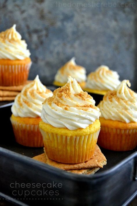 Cheesecake Cupcakes Favorite Desserts Ultimate Cheesecake, The Best Cheesecake, Savory Cakes, Cheesecake Lovers, Cupcakes Ideas, Best Cheesecake, Cheesecake Cupcakes, Dessert Party, Cupcake Flavors