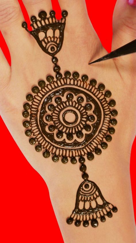 Unique and beautiful mehndi design for your hands.Stylish & Jewellery henna mehendi designs. #mehndi #mehndidesign #jewellerymehndi #hennadesign #mehandi #backhandmehndi Style Mehndi Design, Mehedi Design, Simple Mehendi Designs, Henna Drawings, Designs Mehndi, Mehndi Designs Bridal Hands, Simple Mehndi Designs Fingers, Circle Mehndi Designs, Mehndi Art Designs