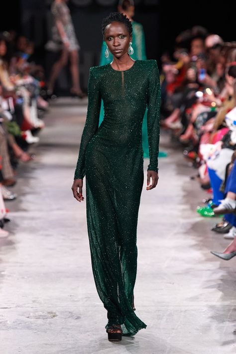 Fall 2023 Ready To Wear, 2023 Ready To Wear Collection, Partywear Dresses, 2023 Ready To Wear, Naeem Khan, Fall 2023, Fashion Show Collection, Colorful Fashion, Couture Fashion