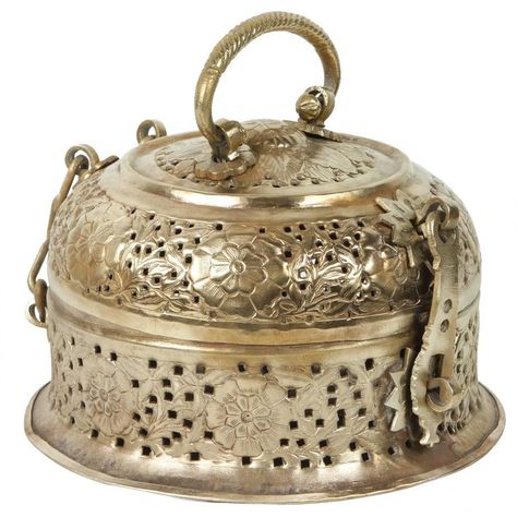 Anglo-Indian Polished Brass Pierced Box | From a unique collection of antique and modern boxes at https://www.1stdibs.com/furniture/decorative-objects/boxes/ Brass Decor Indian, Brass Items For Pooja, Brass Utensils, Brass Puja Items, Brass Vessels Indian, Snuff Boxes Antiques, Art Travel, Middle Eastern, Antique Collection