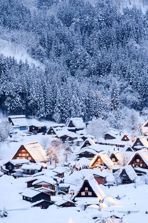 Russia Winter, Snow Cabin, Shirakawa Go, Snow Place, Ishigaki, Winter City, Snow Trip, Winter Destinations, Snow Village