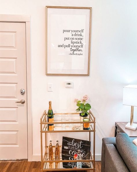 Post Grad Apartment Decor, Post College Apartment, Nashville Apartment Aesthetic, Post Grad Apartment, Single Girl Apartment, Office Staging, Atl Apartment, Nashville Vibes, Nashville Apartment