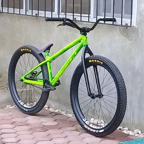 2,624 Likes, 17 Comments - @dj_owners_worldwide on Instagram: “Rigid fork jump bike 🤔 Would you run this setup? Owner: tag owner…” Dirt Jumper Mtb, Dirt Jumper Bikes, Dirt Bmx, Dirt Bicycle, Trials Bike, Bmx Dirt, Bike Wallpaper, Mountain Biking Photography, Best Bmx