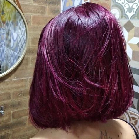 Woman Short Haircut, Red And Purple Hair, Red Hair Short, Gemini Hair, Marsala Color, Dark Purple Hair, Wine Hair, Dark Red Hair, Dyed Hair Inspiration