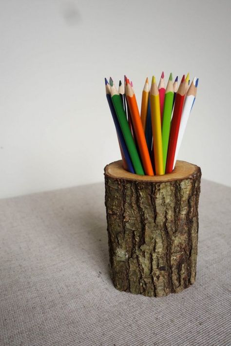 21 Best Wood Slice Decoration Ideas and Projects for 2021 Wood Pen Holder, Wood Pencil Holder, Wood Slice Decor, Wooden Pen Holder, Wooden Pencil, Wooden Pen, Wood Pens, Diy Holz, Tree Stump