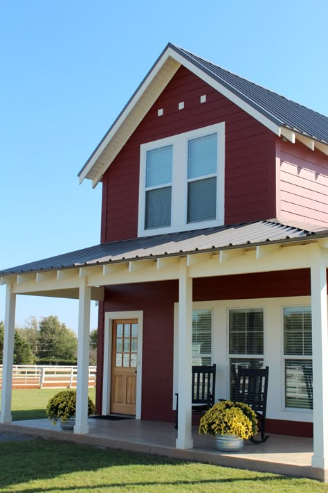 Red House Exterior, Farmhouse Exterior Colors, Cottage House Exterior, Farmhouse Exterior Design, Red Houses, Red Farmhouse, Porch Railing, Unique Farmhouse, Exterior Paint Colors For House