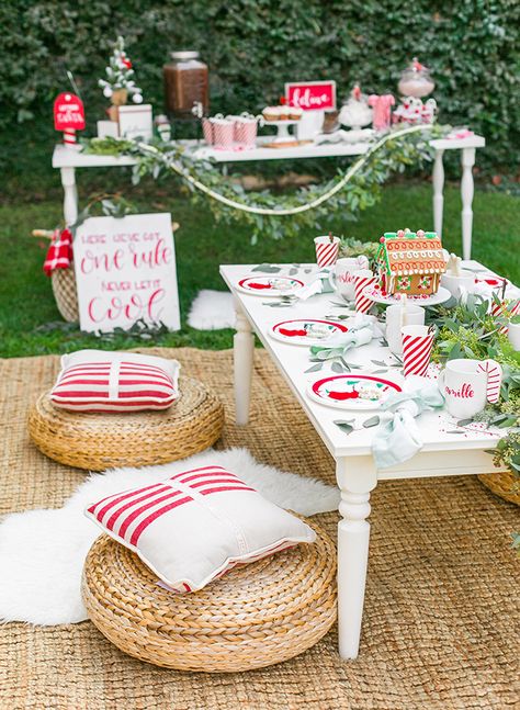 Cute Christmas Party Decorations, Kids Christmas Tablescape, Santa's Workshop Party, Christmas Kids Party Decorations, Santa Party For Kids, Kids Christmas Party Table Decor, Christmas Kids Table Decor, Kids Christmas Tea Party, Holiday Party For Kids