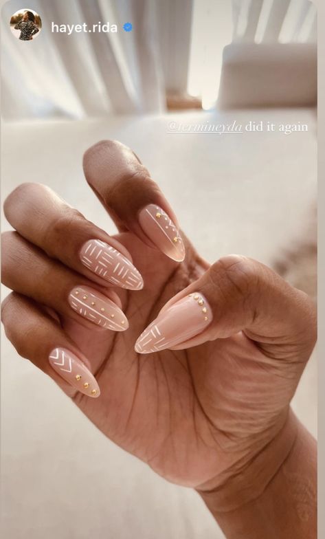 Boho Nail Designs, Nailart Designs, Summer Nails 2023, Kutek Disney, Unghie Sfumate, 2023 Nails, Boho Nails, Unghie Nail Art, Nails 2023