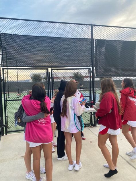 High School Tennis, Nana Komatsu Fashion, Tennis Lifestyle, Tennis Photos, Tennis Aesthetic, Tennis Quotes, Tennis Life, Tennis Workout, Practice Outfits