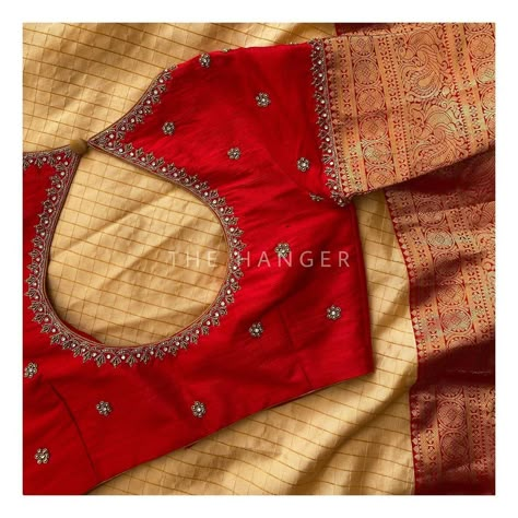 Blouse Work Designs Embroidery Silk Wedding Sarees, Pattu Blouse Embroidery Designs, Simple Blouse Designs For Saree Pattu, Back Of Blouse Designs, Double Color Blouse Design, Simple Pattu Blouse Designs, Simple Maggam Work Designs For Blouses, Aari Work For Blouse, Simple Work Blouse Designs Latest