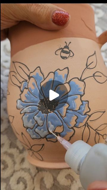 Pottery Painting Before And After, Underglaze Flower Painting, Pottery Floral Designs, Pottery Made By Hand, Painting With Glaze Ceramics, Underglaze Painted Pottery, Painting Flowers On Pottery, Pottery Glaze Designs, Underglazing Pottery