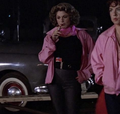 Marty From Grease, Marty Grease, Marty Maraschino, 50’s Outfit, Rizzo Grease, Grease Halloween Costumes, Grease Aesthetic, Grease Style, Pink Ladies Grease