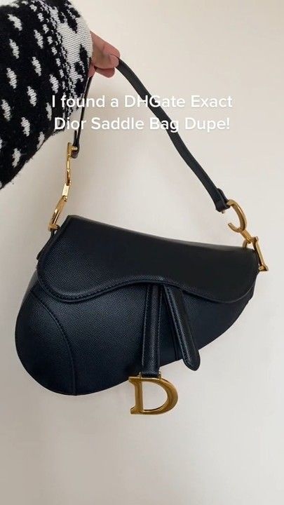 Dior Bags Aesthetic, Dhgate Handbags, Girly College Outfits, Minimalist Flash, Dhgate Bags, Dhgate Finds, Boujee On A Budget, Dior Purse, Cheap Designer Bags