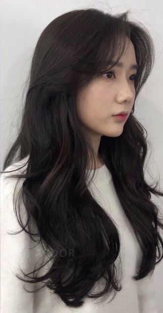 Korean Wavy Hair, Korean Long Hair, Hair Inspiration Long, Girl Haircut, Hairstyles For Layered Hair, Trendy Hairstyle, Haircuts For Medium Hair, Haircuts Straight Hair, Long Hair With Bangs