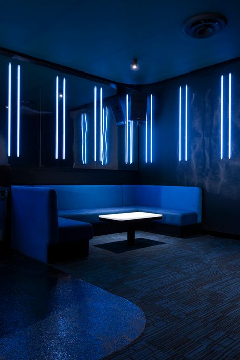 A 21st century nightclub design where technology takes centre stage - Australian Design Review Nightclub Party Ideas, Nightclub Design Lighting, Nightclub Lighting, Garage Design Interior, Banquet Seating, Nightclub Design, Lounge Club, Lounge Style, Love Machine