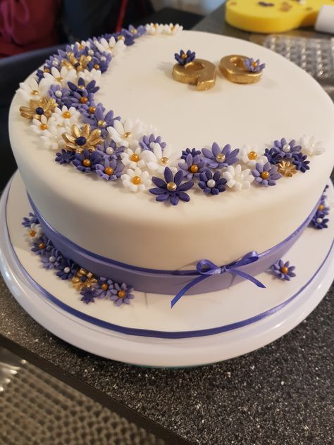 95th Birthday Cake For Grandma, Cake Ideas For 90th Birthday, Genoise Cake Decoration, Purple Cake Designs Birthday Women, 90 Th Birthday Cake, 2 Teir Birthday Cake Ideas, 90 Year Old Birthday Cake, Cake For Sister Birthday, 90th Birthday Cakes Grandma