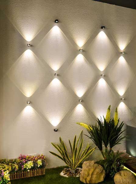 Create a pattern of lights - from Pinterest Blitz Design, Black Interior Design, Cove Lighting, Backyard Lighting, Wall Lighting Design, Accent Lighting, Ceiling Decor, Room Lights, Ceiling Design