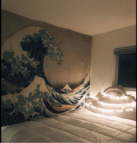 Dorm Decor Tapestry, Ocean Tapestry Bedroom, Room Tapestry Aesthetic, Aesthetic Tapestry Bedroom, Tapestry Bedroom Aesthetic, Bedroom Wishlist, Wave Tapestry, Ocean Tapestry, Wall Tapestry Bedroom