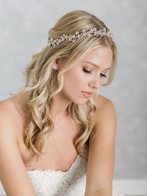 Bridal Half Up Half Down, Bridal Hair Half Up, Halo Band, Tiara Hairstyles, Halo Hair, Wedding Hairstyles Half Up Half Down, Wedding Hair Down, Halo Style, Bridal Hair And Makeup