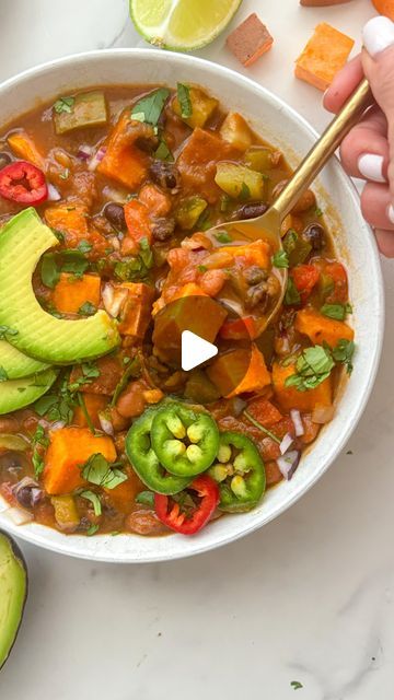 Miriam Hahn on Instagram: "Welcome to EPISODE 2 of my Fall dinner series where I show you how to make easy plant-based meals that are perfect for fall.

Today we’re pulling out the slow cooker for a delicious PUMPKIN CHILI. There’s really nothing easier than this. I’m adding all kinds of chopped veggies along with canned pumpkin, tons of spices, broth with 2 types of beans.

Just let it cook all day and top with avocado, red onion, and cilantro. You can eat this in a bowl or wrap it up in a tortilla.

This chili is full of fiber, antioxidants, and minerals! It’s also is great for meal prep. It will last all week in the fridge!

Ingredients:
•1/2 diced onion
•3 minced garlic cloves
•1 diced red and green bell peppers
•1 diced jalapeno (Discard seeds)
•1 (15-ounce) can fire-roasted tomatoes Chopped Veggies, Pumpkin Chili, Types Of Beans, Fire Roasted Tomatoes, Fall Dinner, Fire Roasted, Delicious Pumpkin, Easy Plants, Green Bell Peppers