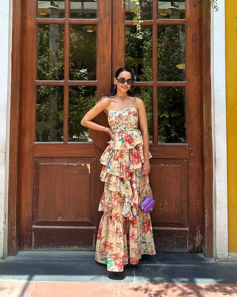 @arushi.mehra_ 🤝🏻 Fiji Dress Arushi taking us around town in THE summer sundress. Shop the Fiji Dress on callingjune.com Spring summer. Colours of summer. Summer vacation. Resort style. Vacay fashion inspo. Beach vacation. Summer dresses. Maxi Dresses. What to wear for brunch. Arushi Mehra, Summer Dresses Maxi, Summer Colours, Summer Sundress, Resort Style, Maxi Dresses, Summer Vacation, Dresses Maxi, Beach Vacation