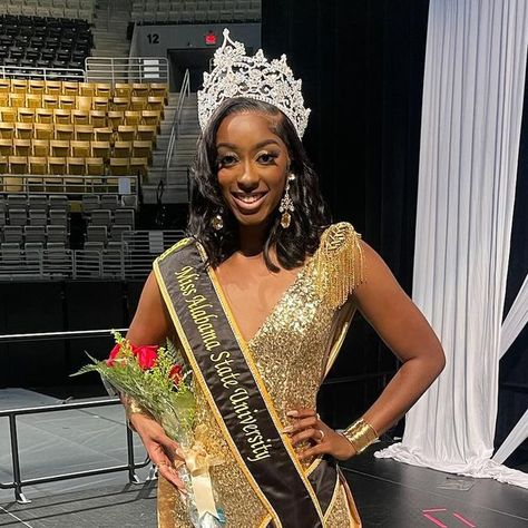 AARIN CARVER 85th MISS ASU👸🏾✨ on Instagram: "Your newly crowned 85th Miss Alabama State University ✨ ______  I am lost for words right now..long message coming soon🥹  To say the least, I am truly honored and humbled to serve as the 85th Miss Alabama State University. Eyes have not seen and ears have not heard..Please know that this is not me but all God. I give him the utmost praise and from the bottom of my heart I want to say THANK YOU for the unwavering support and encouragement during this journey. It truly could not have been done without you all. 🥹🙏🏾✨  WELCOME TO MY QUEENDOM CARVERVILLE: Where Everybody is Somebody❤️✨  💇🏽‍♀️: @briannni  💄: @blissed_glamour" Alabama State University, Lost For Words, Long Message, Pageant Gown, Dream College, Alabama State, Pageant Gowns, Not Me, Without You