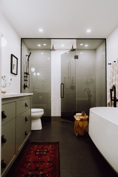 Tour a Winnipeg Before and After inspired by Scandinavian Design Kohler Tub, Aesthetic Bathroom Decor, Scandi Living, 20 Aesthetic, Walk In Shower Designs, Pretty Bathrooms, Aesthetic Bathroom, Basement Bathroom, Master Bedrooms