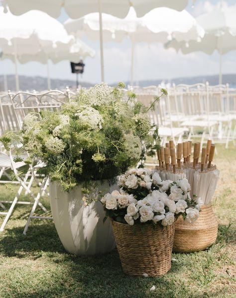 Ceremony details of Julia and Chris with the waterfront of Palm Beach giving the best backdrop. Beach Wedding Ceremony Flowers, Italian Wedding Arch, Outdoor Ceremony Florals, Beach Ceremony Decor, Beach Wedding Florals, Beach Wedding Ceremony Ideas, Wedding Ceremony Backdrop Ideas, Greek Style Wedding, Timeless Wedding Ceremony