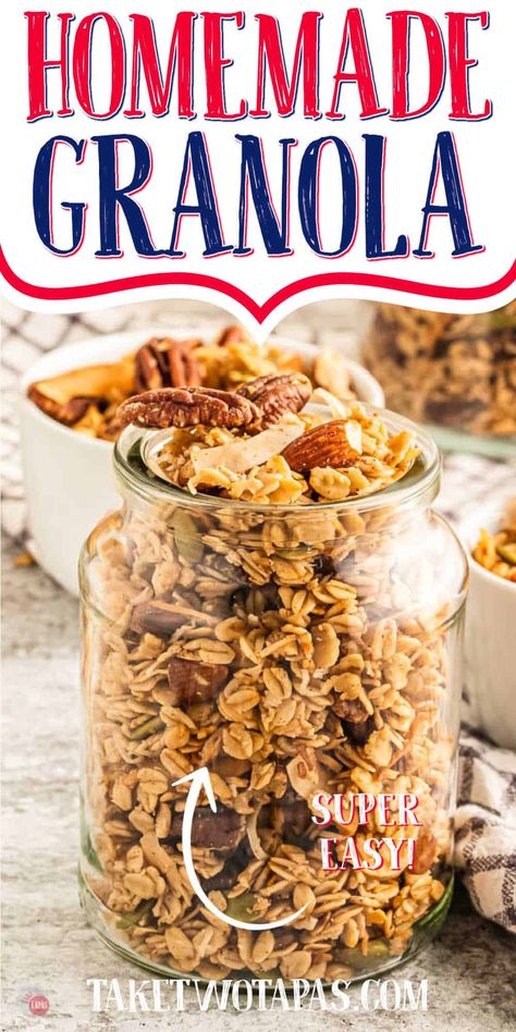 Making your own easy homemade granola will fulfill so many of your breakfast and snacking needs while keeping things healthy and simple. #breakfastideas #homemade #snacks #healthyrecipes Make Your Own Granola, Homemade Granola Recipe, Easy Homemade Granola, Granola Ingredients, Granola Recipe Healthy, Snack Mixes, Spice Blends Recipes, Granola Recipe Homemade, Crunchy Moms