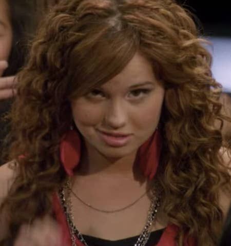 Chances are also high that you've seen this Debby Ryan meme splattered across the internet. Debbie Ryan Smirk, Debbie Ryan, Debby Ryan, The Internet, Internet, Hair