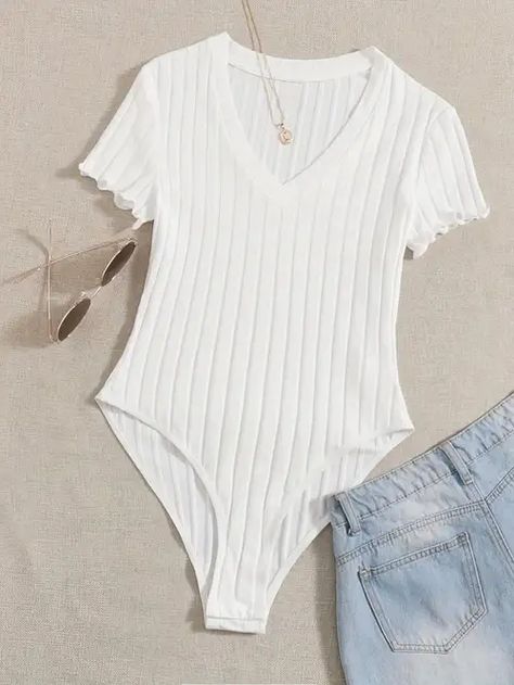 Body Plus Size, Ribbed Knit Bodysuit, Ribbed Shirt, V Neck Bodysuit, Knit Bodysuit, White Bodysuit, Plus Size Jumpsuit, Knit Sleeve, Different Outfits